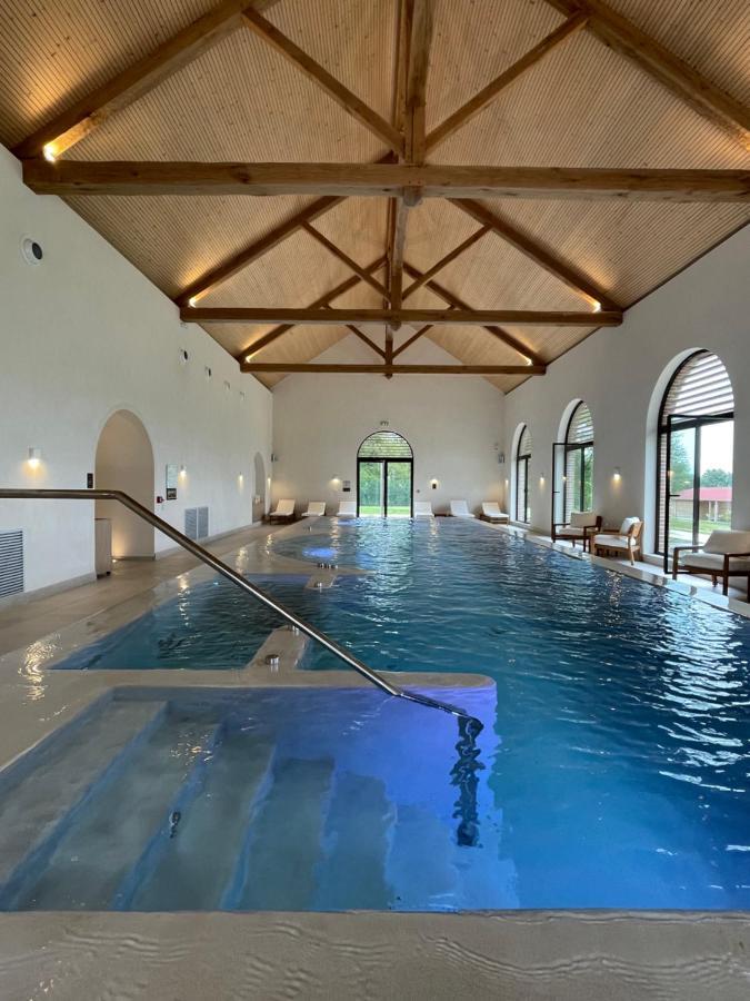 Domaine Du Roncemay - Hotel, Restaurants, Spa & Golf Aillant-sur-Tholon Kültér fotó